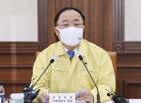 홍남기 경제부총리 겸 기획재정부 장관. 사진=뉴시스