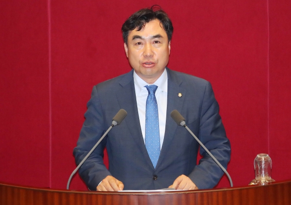 윤관석 국회 정무위원장. 사진=뉴시스