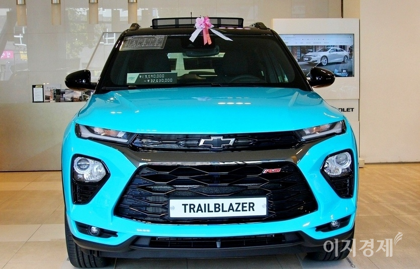 한국GM은 소형 SUV 트레일 블레이저로 2월 내수에서는 선전했지만, 수출은 큰 폭으로 줄었다. 사진=정수남 기자