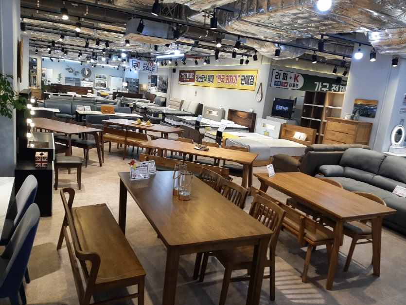 리퍼케이 아울렛이 경기 용인시 수지구 죽전동에 1호점을 오픈했다. 사진=리퍼케이