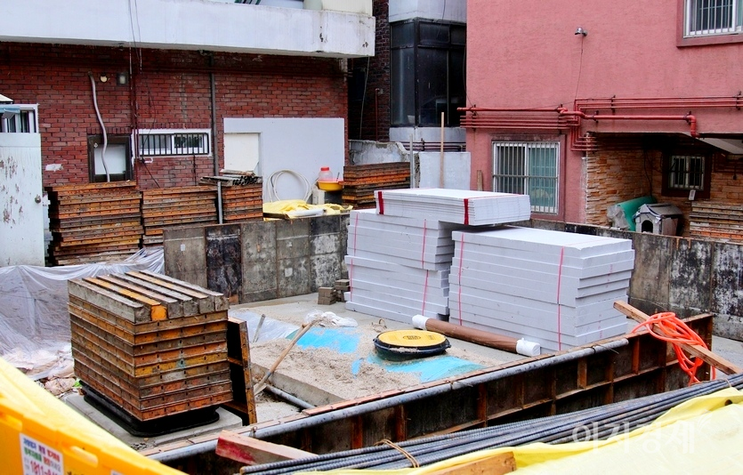 공정거래위원회가 건설사 25곳을 대상으로 수급 사업자에 대한 부당 전가 행위를 중심으로 현장 조사를 실시한다. 사진=이민섭 기자