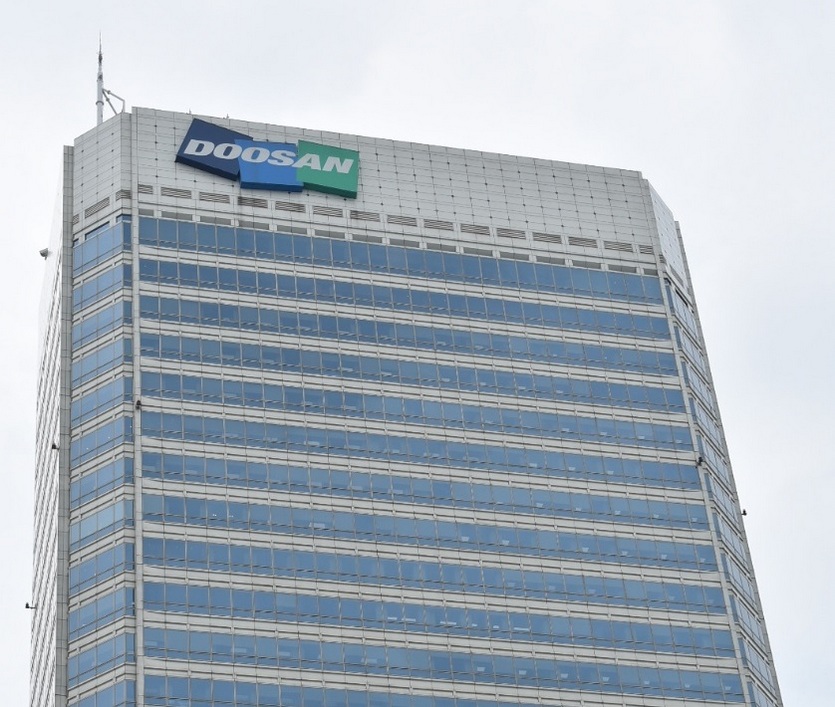 두산그룹 사옥으로 사용되다가 매각된 서울 동대문 두산타워. 사진=선호균기자