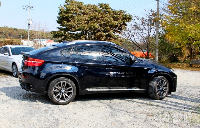 구형 X6. 사진=정수남 기자