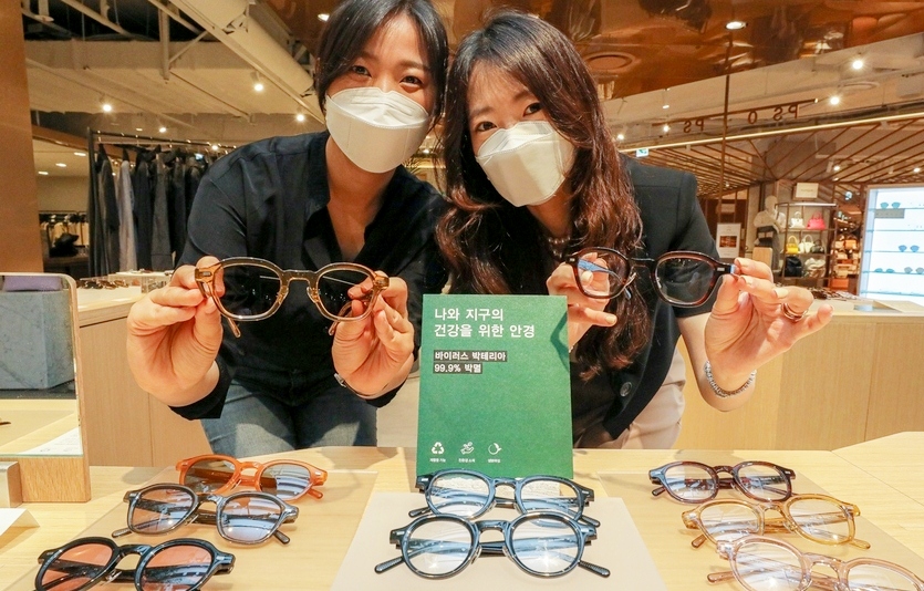 현대백화점은 서울 압구정본점에서 22일까지 ‘윤 서울’ 팝업스토어를 운영한다. 사진=현대백화점