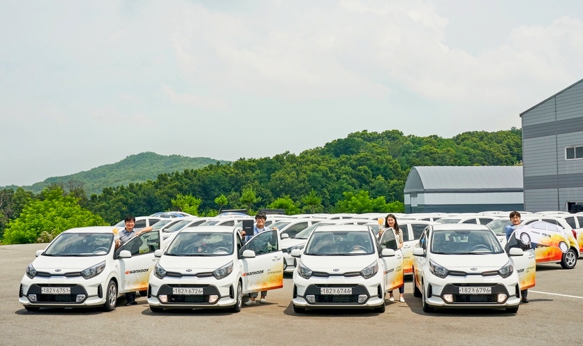 한국타이어나눔재단은 전국 사회복지기관에 차량을 지원하는 차량나눔 지원사업 대상으로 올해 80개 기관을 선정했다. 사진=한국타이어나눔재단