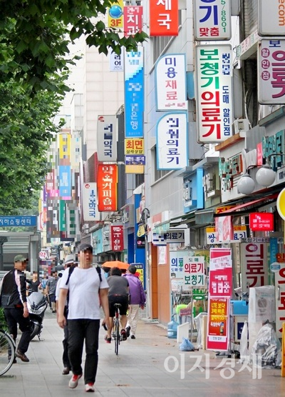 의료기기 점포가 밀집한 서울 종로 5가. 사진=김성미