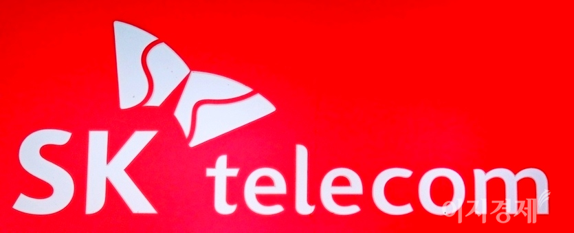 SK텔레콤이 상반기 연결기준 매출 9조5000억원을 돌파하며 하반기 순항을 예고했다. 사진=이지경제