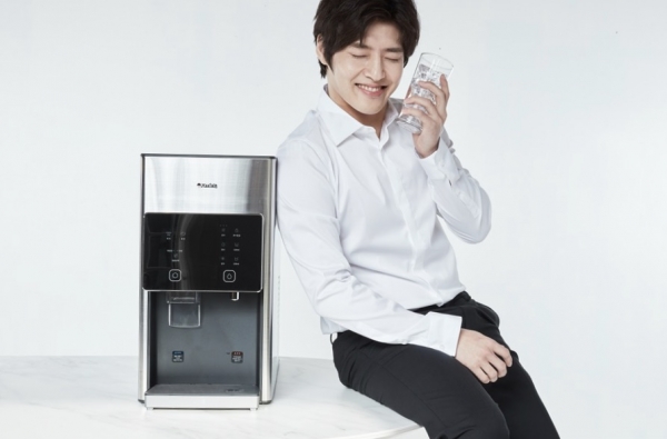 현대큐밍 얼음 정수기, 더슬림 아이스. 사진=현대렌탈케어