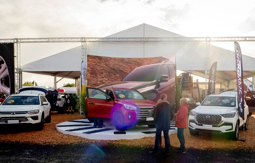 쌍용차 뉴질랜드대리점은 6월 자국 최대 농업박람회 필드데이에 참가해 신형 렉스턴 스포츠(현지명 라이노) 등을 선보였다. 사진=쌍용차