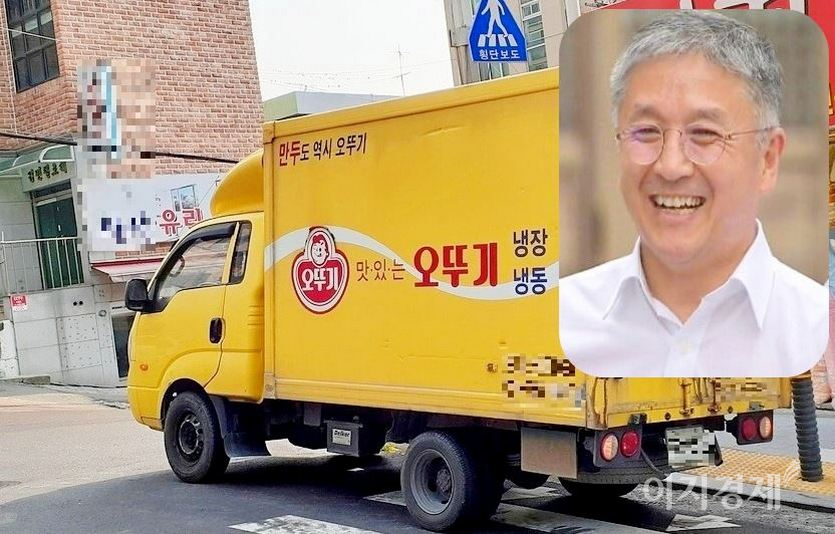 함영준 오뚜기 회장이 상반기 코로나19 대확산 지속과 함께 원사지 표시 위반에 대한 혐의로 실적이 주춤했지만, 이를 극복하고 하잔기 실적 제고에 주력한다. 사진=김성미 기자, 오뚜기