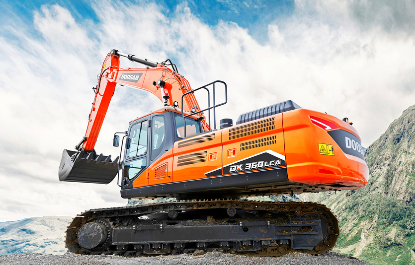 두산인프라코어의 36톤급 최신 굴착기 모델(DX360LCA-7M). 사진=두산인프라코어