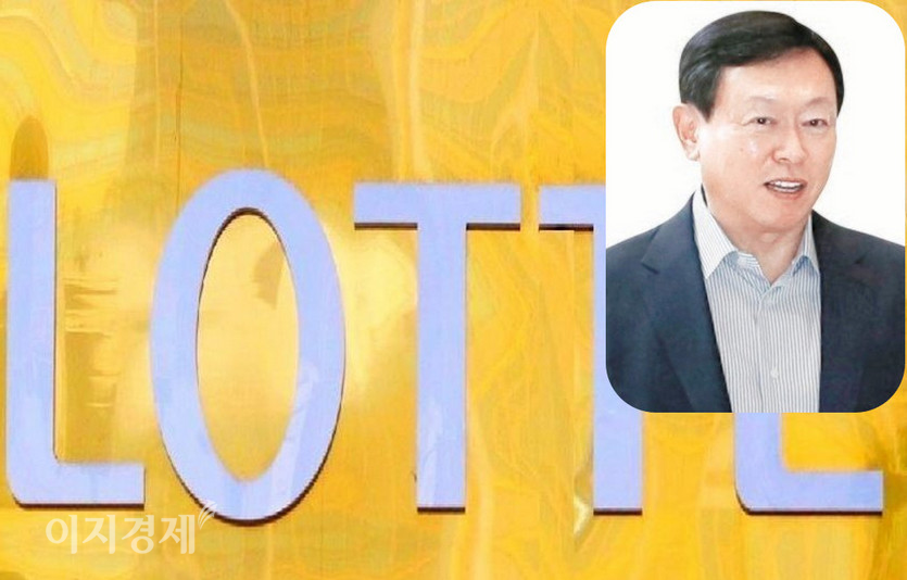 신동빈 롯데 회장이 국내 시스템 가구 1위인 한샘 인수를 추진한다. 신세계(까사이마), 현대백화점(현대리바트)과 경쟁하기 위해서다. 사진=김성미 기자, 롯데