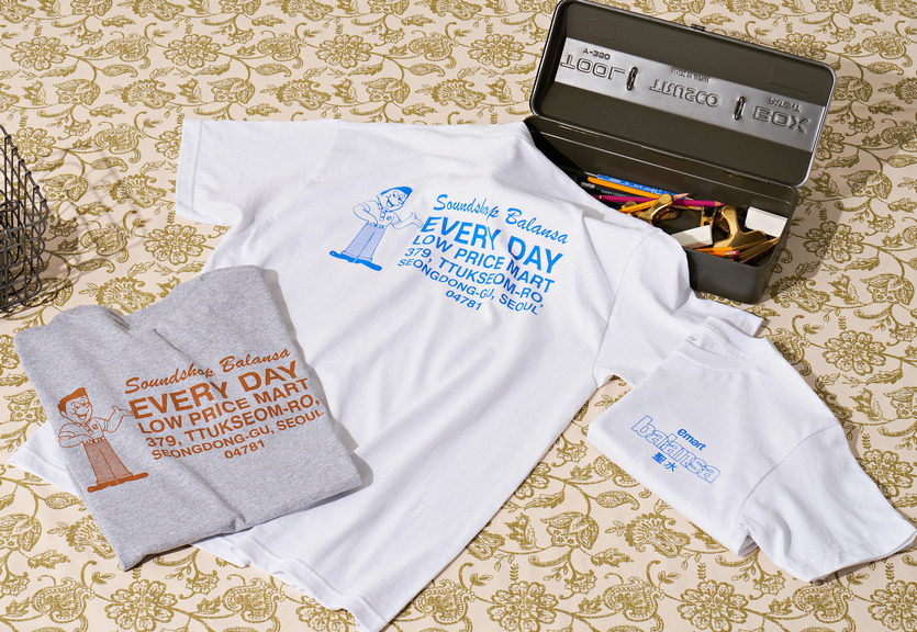 이마트가 패션 브랜드 발란사와 협업으로 티셔츠 2종, 에코백 2종 등을 선보였다. 사진=이마트