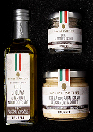 땅속에서만 자라는 희귀한 최고급 식재료 송로버섯(트러플)으로 향을 낸 트러플오일. 사진=롯데