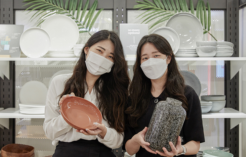 토탈인테리어 기업 현대리바트가 운영하는 뉴욕 스타일의 홈퍼니싱 브랜드 ‘웨스트 엘름’이 가을 신제품 90여 종을 선보인다. 사진=현대리바트