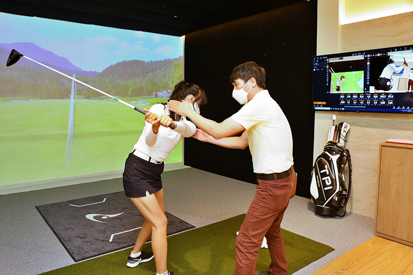 롯데백화점 잠실점 골프관은 고급 골프 브랜드와 체험형 콘텐츠를 대거 도입해  27일 재개장한다. 사진=롯데백화점