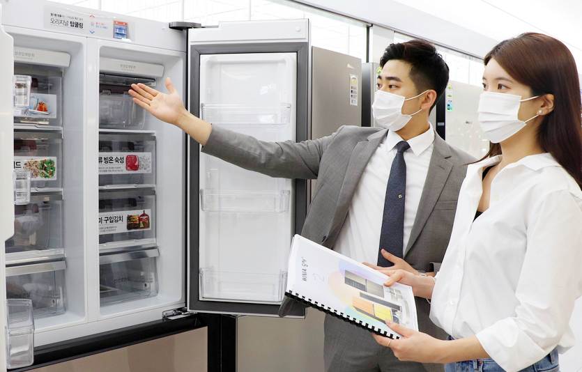 위니아딤채가 롯데하이마트와 함께 김치냉장고 ‘딤채’ 기획전을 이달 진행한다. 사진=위니아딤채