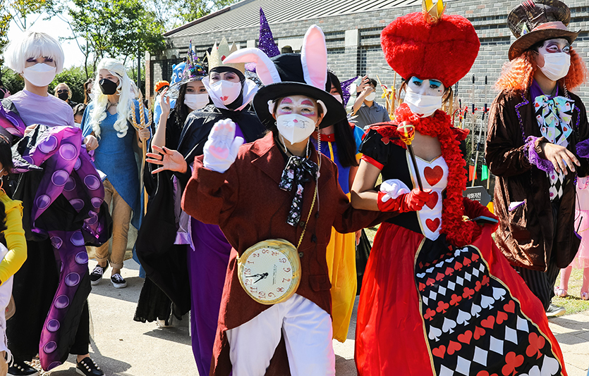 전북 고창에 위치한 농어촌 체험형 테마공원 상하농원은 10월 한달간 ‘호박유령의 저주’ 할로윈 이벤트를 운영한다. 사진=상하농원
