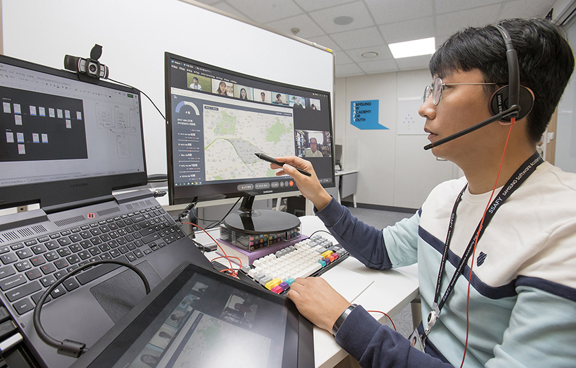 삼성전자는 국내 IT 산업 생태계를 확대하고 청년 취업을 돕기 위해 운영하는 ‘SSAFY’ 7기 교육생을 모집한다. 사진=삼성전자