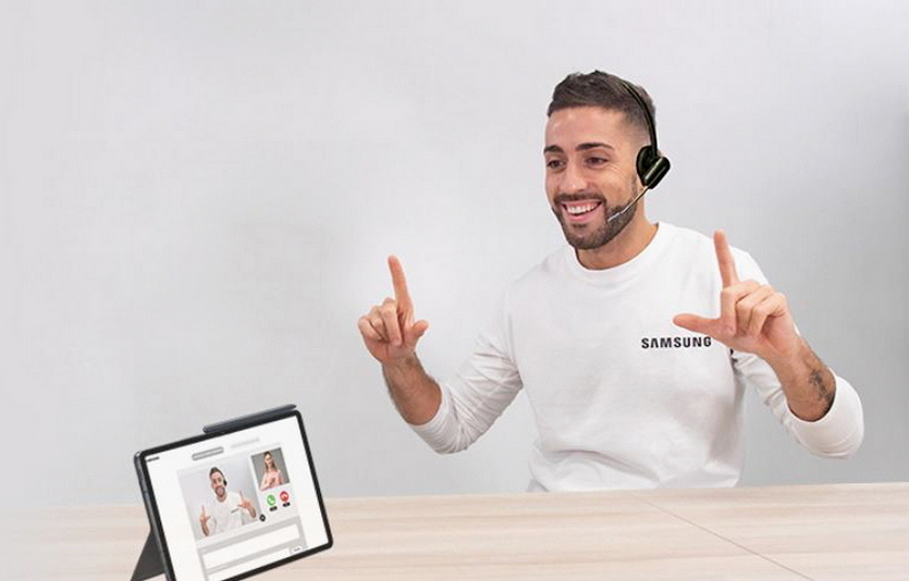 삼성전자가 스페인에서 수어 상담서비스를 제공하는 모습. 사진=삼성전자