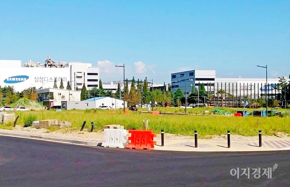 삼성SDI가 스텔란티스와 함께 전기차 배터리 셀과 모듈 생산법인을 설립한다. 삼성SDI 충북 천안 공장. 사진=이승렬 기자