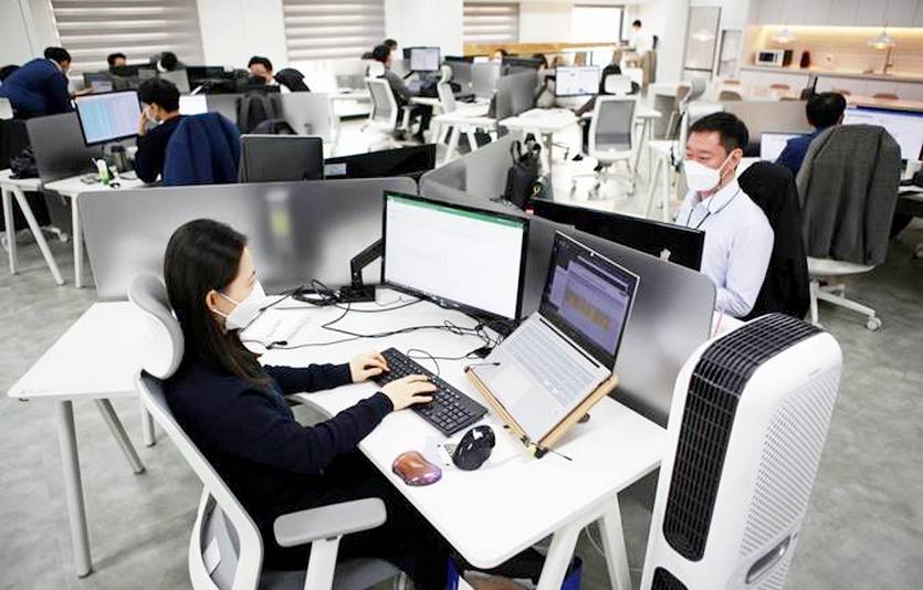 현대엘리베이터가 서울 종로 현대그룹 사옥에 자리한 서울사무소를 똑똑한 사무실로 탈바꿈하고 감염병 시대를 슬기롭게 극복한다. 사진=현대엘리베이터