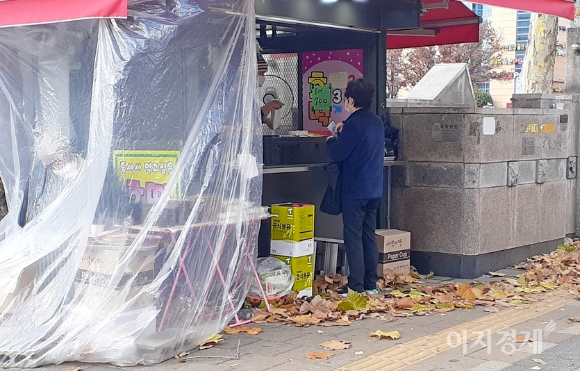 이곳에서 30여미터 떨어진 호떡집은 한산하다. 사진=정수남 기자