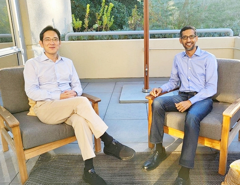 이재용(왼쪽) 부회장이 22일(현지시각) 미국 캘리포니아주 마운틴뷰에서 순다르 피차이 구글 CEO를 만나, 협력 사업에 대해 논의했다. 사진=삼성전자