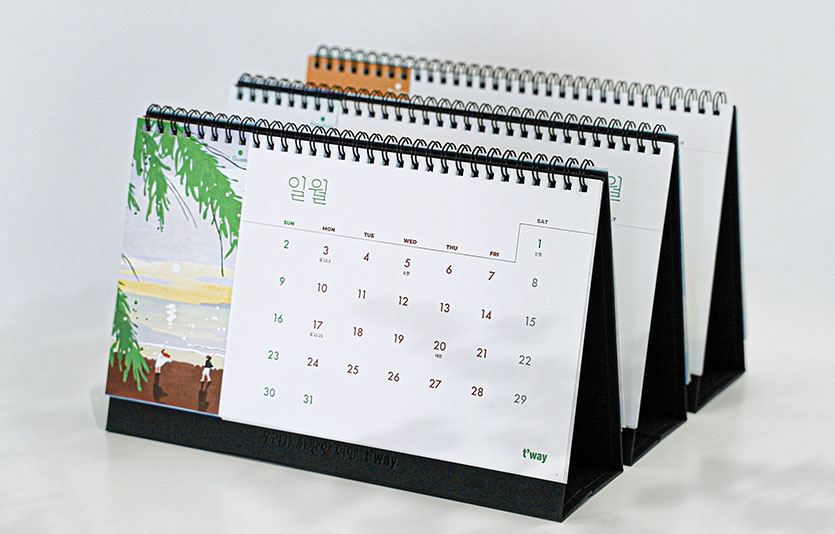 티웨이항공이 2022년을 앞두고 특별한 달력을 출시하고 이를 판매한 수익금을 기부할 계획이다. 사진=티웨이항공