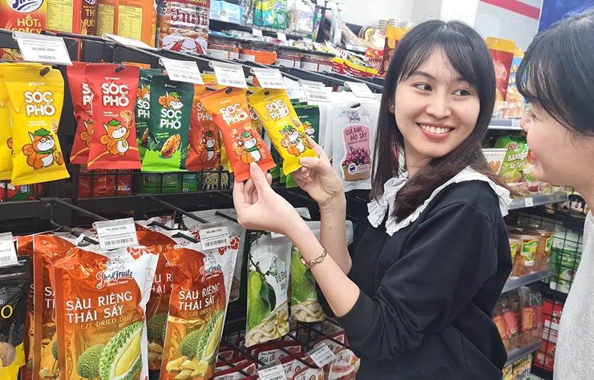 오리온은 베트남에서 신규 견과 브랜드 ‘쏙포’를 출시한다. 사진=오리온