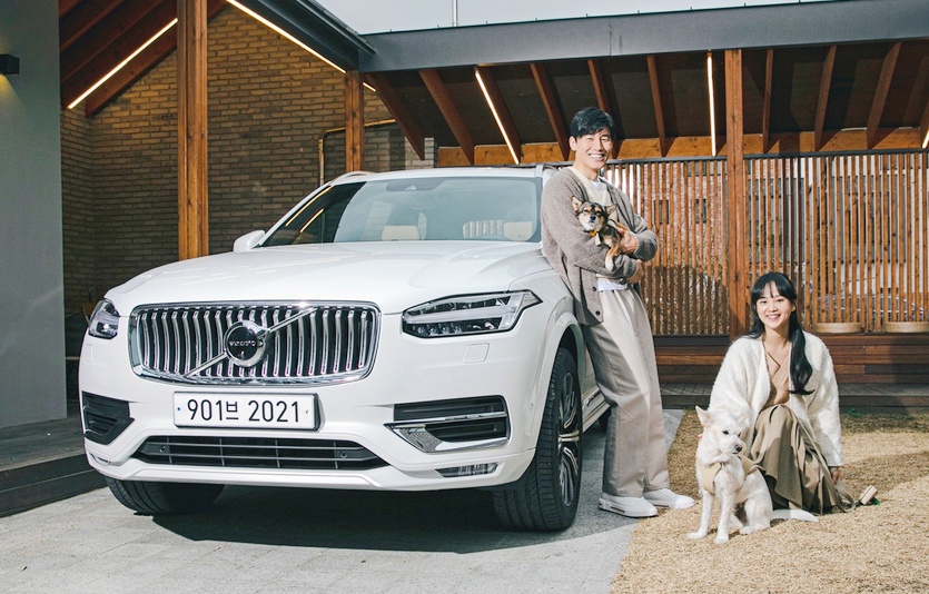 볼보코리아가 지속 가능한 내일을 위한 사회 공헌활동을 강화하기 위해 브랜드 홍보대사로 김무열, 윤승아 씨 부부를 선정했다. 사진=볼보코리아