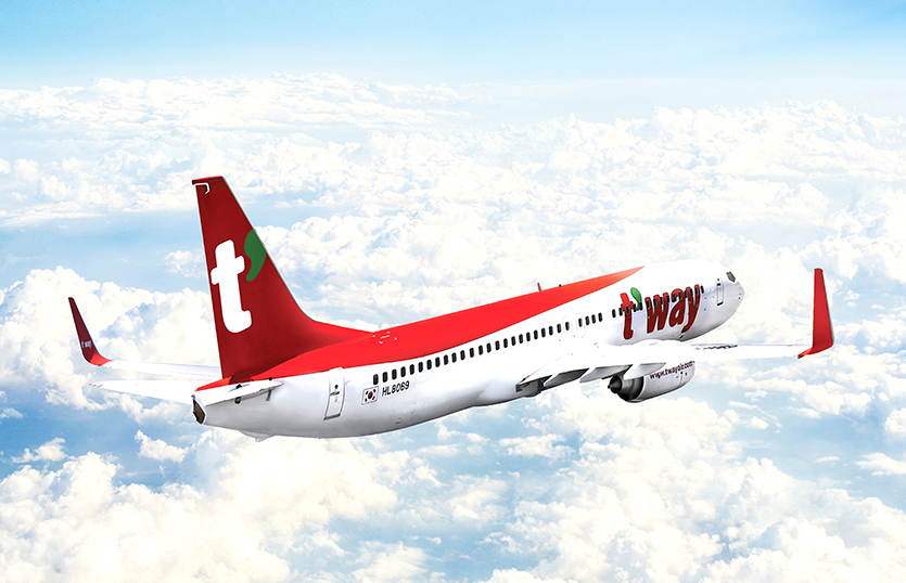 티웨이항공은 내년 설날 기간 운항할 국내선 항공편 예약을 웹사이트와 모바일앱(웹) 등을 통해 시작했다. 사진=티웨이항공
