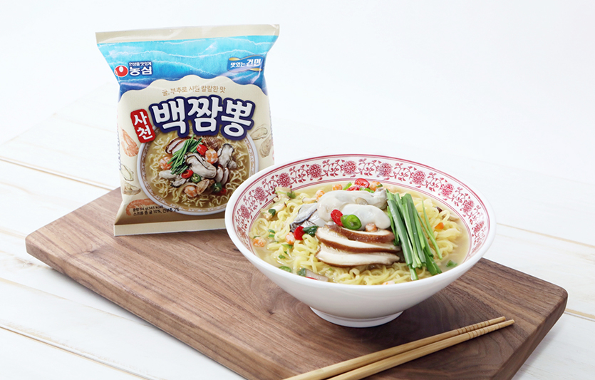 농심은 올 겨울 최고의 해장라면으로 자사의 사천백짬뽕이 뜨거운 사랑을 받고 있다고 밝혔다. 사진=농심