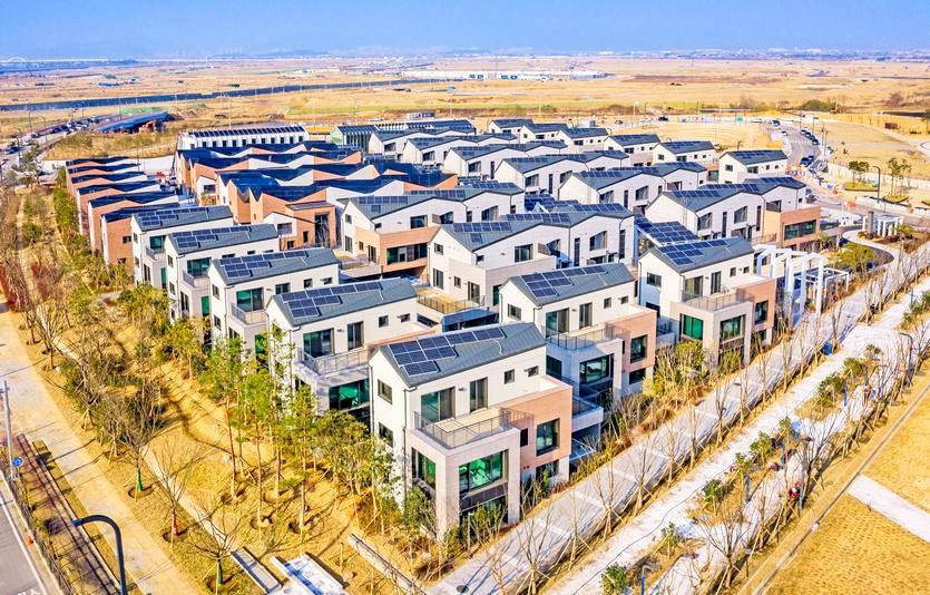 부산 강서구에 위치한 스마트빌리지 전경, 사진=삼성전자