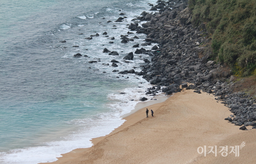 제주 서귀포 바다다. 사진=정윤서 기자