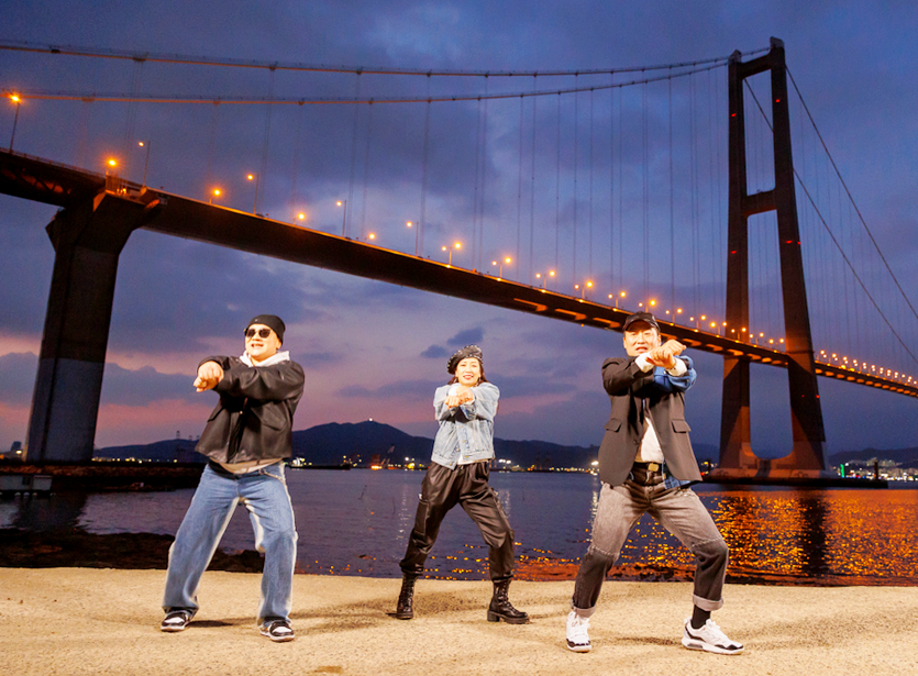 DL 계열사 2030 세대 직원들이 캠페인 영상을 찍고 있다. 사진=DL