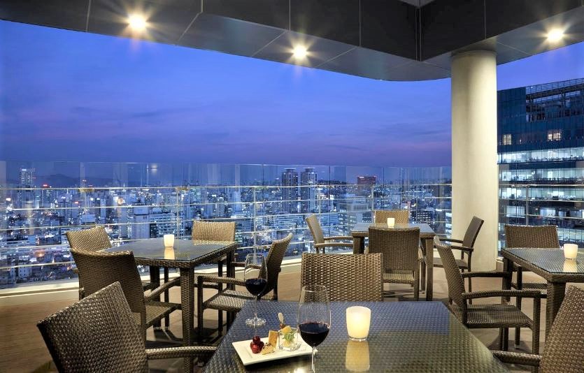 본아이에프는 롯데시티호텔과 위탁운영을 통해 '씨카페'를 운영한다. 사진은 시카페의 롯데시티호텔 명동점.