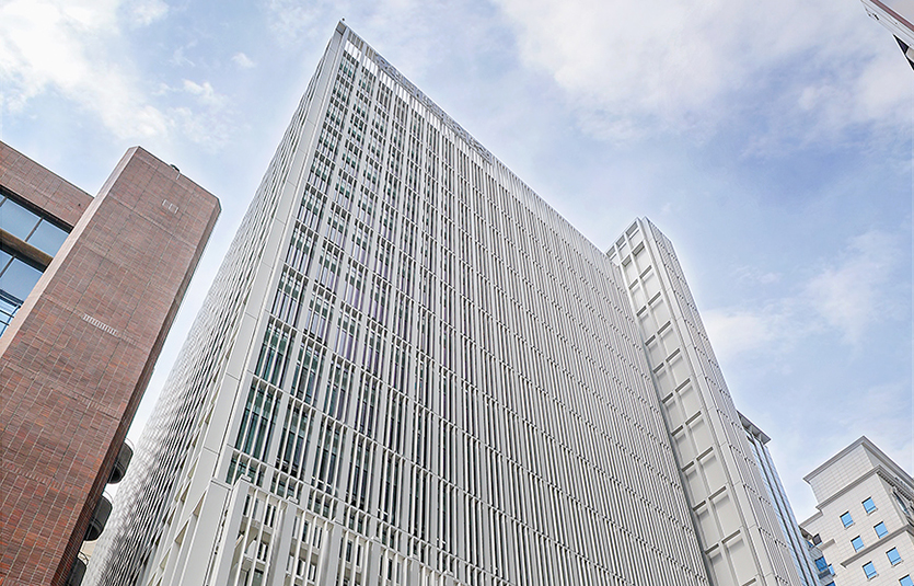 현대백화점그룹은 설을 앞두고 중소협력사의 결제대금 5400억원을 당초 지급일보다 최대 5일 앞당겨 지급한다. 현대백화점 신사옥 전경. 사진=현대백화점그룹