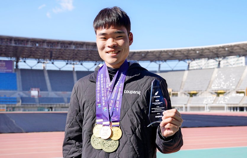 쿠팡이 자사의 장애인선수단 소속 이상혁 선수를 포상했다. 사진=쿠팡