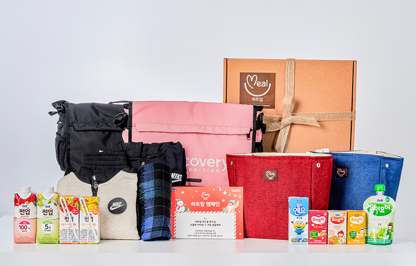 매일유업의 유아식 전문 브랜드 앱솔루트가 희귀질환 ‘선천성대사이상 질환’을 알리고 133명의 환아에게 하트밀 박스를 선물했다. 사진=매일유업