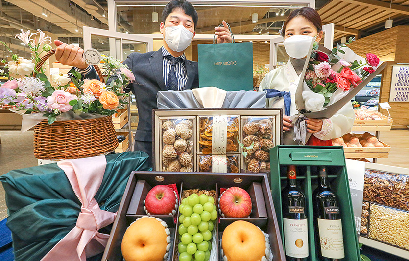 현대백화점은 휴대용 설 선물세트를 찾는 고객을 위해서는 140여종을 10~30% 할인 판매한다. 사진=현대백화점