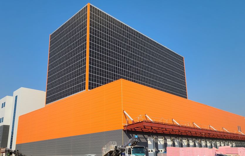 삼양식품이 밀양공장에 건물 일체형 태양광(BIPV) 시스템을 도입했다. 사진=삼양식품