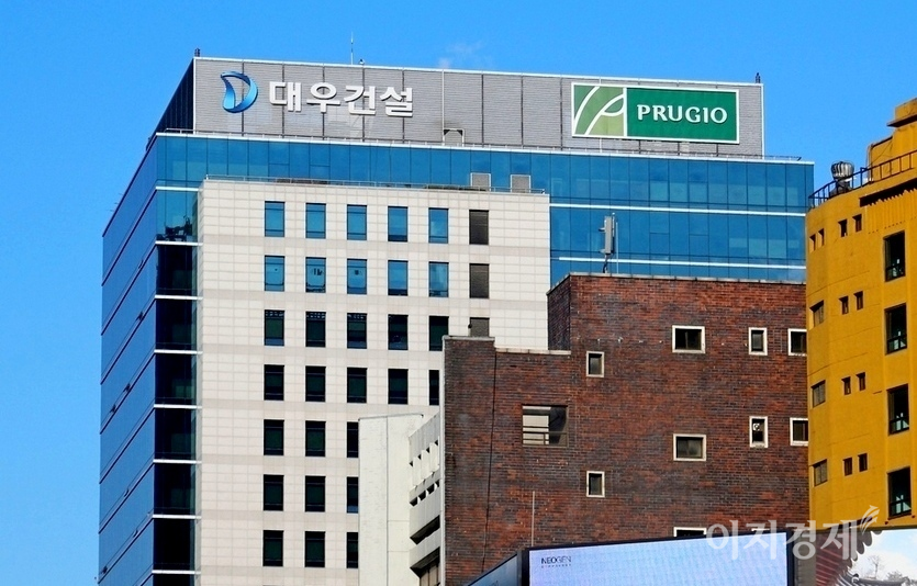 지난해 주택사업 호조에 힘입어 창사 이래 최고 실적을 거둔 대우건설이 올해 매출 10조원 달성을 목표로 제시했다. 사진=이지경제