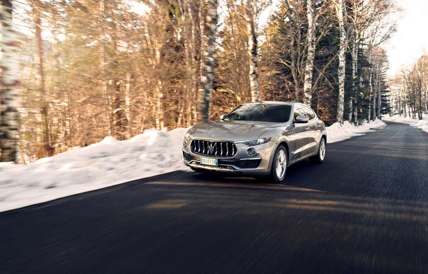 시그니엘 서울은 슈퍼카 마세라티를 자유롭게 타볼 수 있는 패키지상품을 선보인다. 사진=시그니엘서울