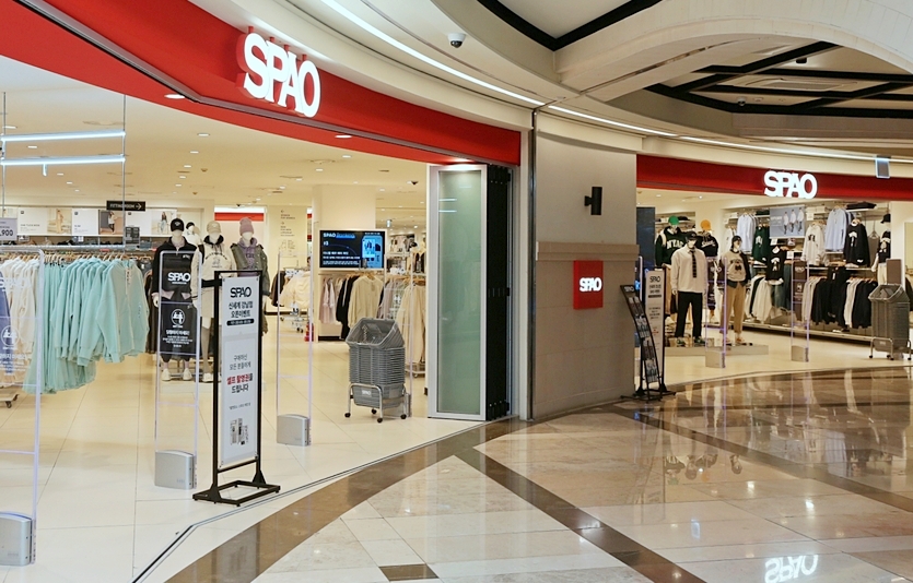 이랜드가 운영하는 SPA브랜드 스파오가신세계백화점 강남점 지하 1층에 280평 규모의 매장을 마련했다. 사진=이랜드