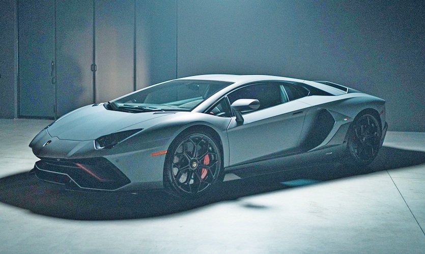 이탈리아 슈퍼카 브랜드 오토모빌리 람보르기니가 사상 첫 NFT 프로젝트를 공개했다. 사진=람보르기니