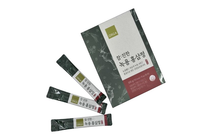 하루 한 포로 편리하게 녹용 전지와 6년근 홍삼을 섭취할 수 있는 스틱형 건강음료 ‘참진한 녹용 홍삼정’. 사진=풀무원 올가홀푸드