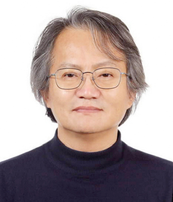 최재홍 강릉원주대학교 멀티미디어공학과 교수. 사진=KB금융