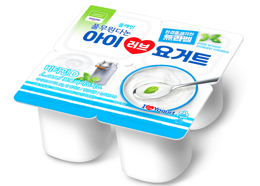 풀무원다논이 떠먹는 아이러브요거트 2종 제품에 대해 무라벨 포장재를 적용한다. 사진=풀무원다논
