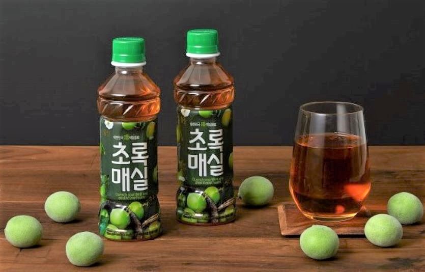 웅진식품의 초록매실이 3년째 두자릿수 성장세를 이어가며 장기인기상품의 저력을 보여주었다. 사진=웅진식품